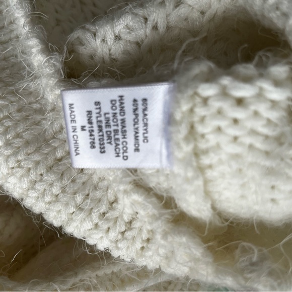 Off the shoulder fuzzy sweater - Picture 9 of 9